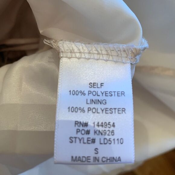 Party Dress Sequins and beaded plunging neckline - Picture 8 of 11